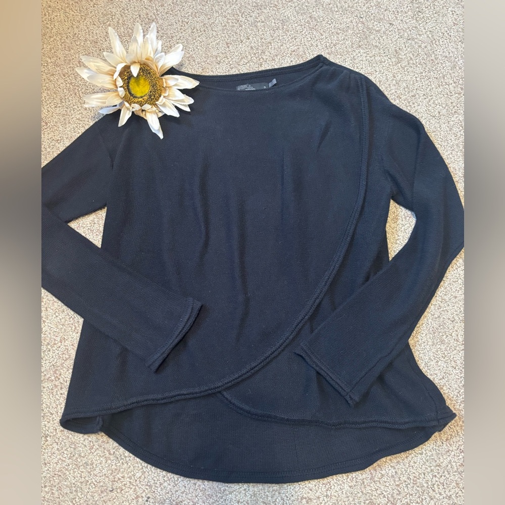 🆕Prana Chic Navy Long Sleeve Women's Top